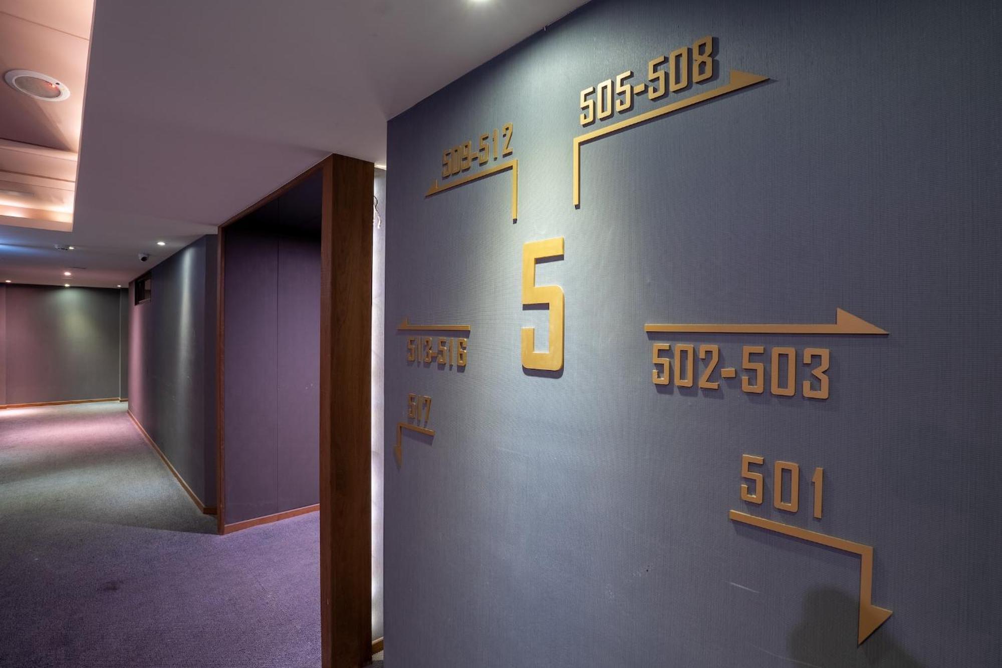 Check Inn Taichung Wenxin Zhongqing Exterior foto
